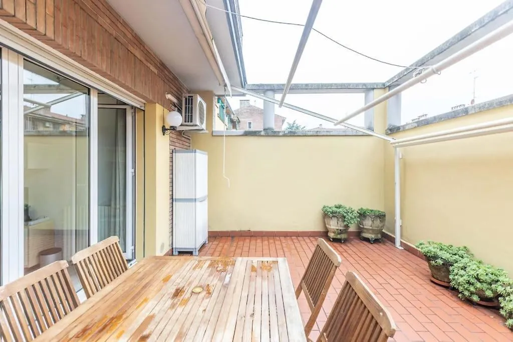Tiarini 14 Apartment Bologna