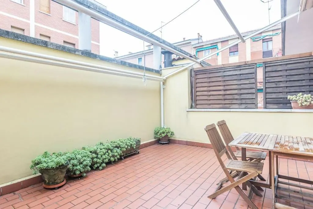 Tiarini 14 Apartment Bologna 0*,  Italy